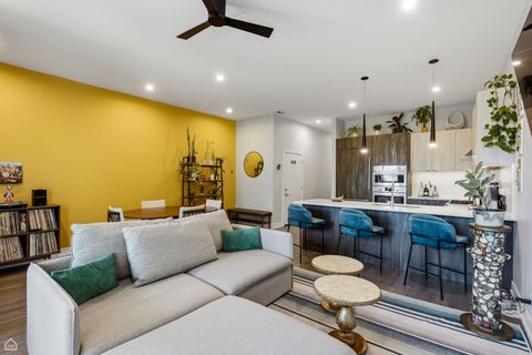 Tiny photo for 4858 N Kenmore Avenue #2N, Chicago, IL 60640 (MLS # 12719198)