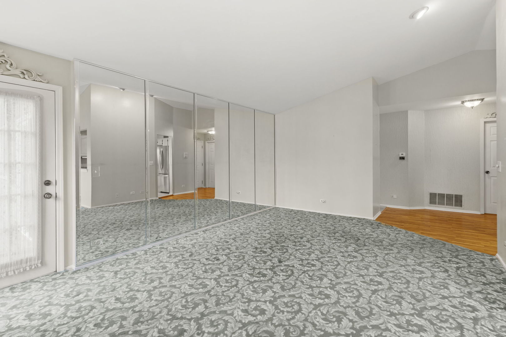 1406 Aldgate Court D2