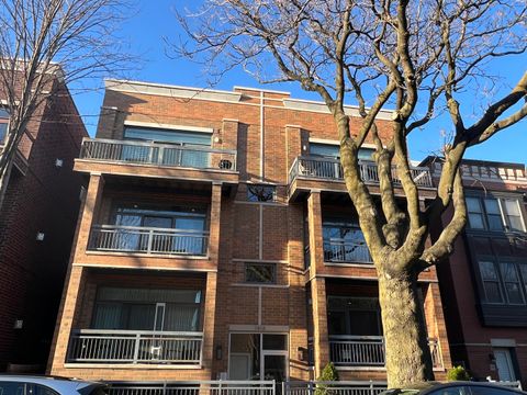 1418 W FILLMORE Street 2E Chicago IL 60607