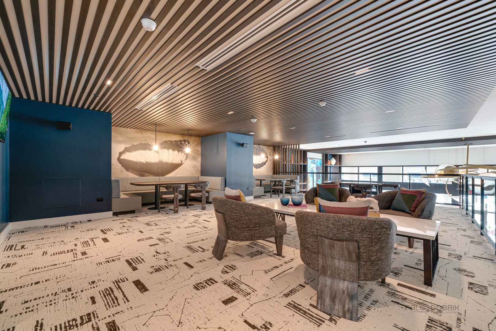 Vernon Hills, Illinois 60061, United States, 2 Bedrooms Bedrooms, ,2 BathroomsBathrooms,Residential,Active,239236