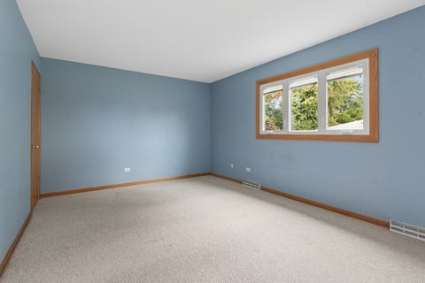 Tiny photo for 6148 La Grande Court, Oak Forest, IL 60452 (MLS # 12786866)
