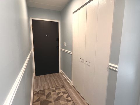 Tiny photo for 210 E Fountainview Lane #1A, Lombard, IL 60148 (MLS # 12537172)