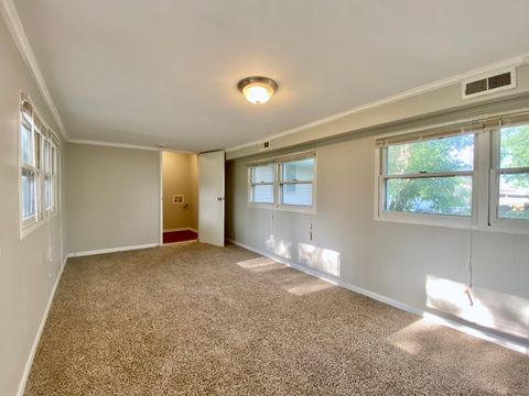 Tiny photo for 317 E Schaumburg Road, Streamwood, IL 60107 (MLS # 12553334)