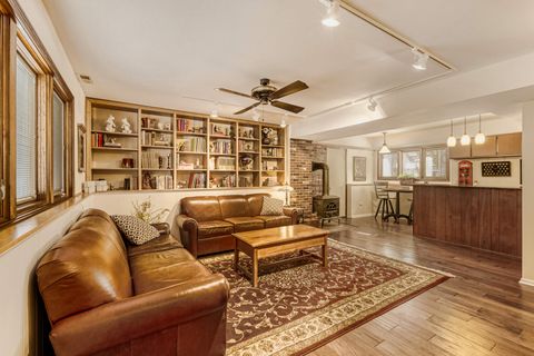 Tiny photo for 295 Brighton Road, Elk Grove Village, IL 60007 (MLS # 12556381)