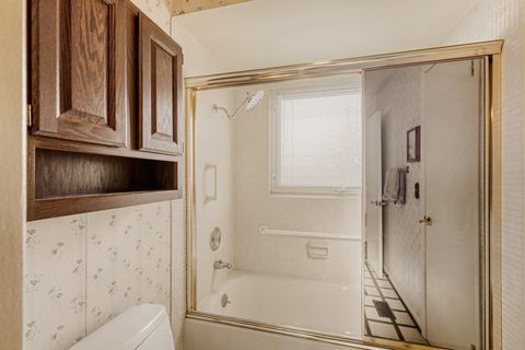 Tiny photo for 295 Brighton Road, Elk Grove Village, IL 60007 (MLS # 12556381)