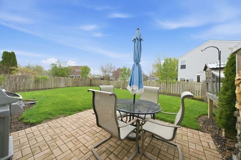 Tiny photo for 620 Wedgewood Circle, Lake In The Hills, IL 60156 (MLS # 12617002)