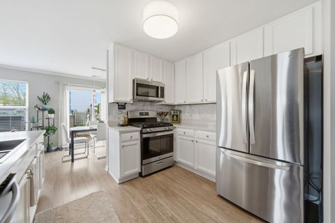 Tiny photo for 620 Wedgewood Circle, Lake In The Hills, IL 60156 (MLS # 12617002)