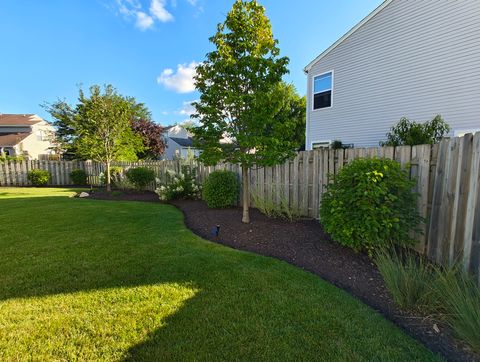 Tiny photo for 620 Wedgewood Circle, Lake In The Hills, IL 60156 (MLS # 12617002)