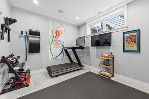 Tiny photo for 3342 N Ravenswood Avenue, Chicago, IL 60657 (MLS # 12500250)