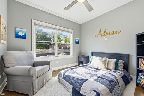 Tiny photo for 3342 N Ravenswood Avenue, Chicago, IL 60657 (MLS # 12500250)