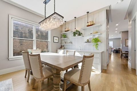 Tiny photo for 3342 N Ravenswood Avenue, Chicago, IL 60657 (MLS # 12500250)