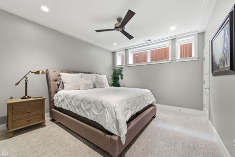 Tiny photo for 3342 N Ravenswood Avenue, Chicago, IL 60657 (MLS # 12500250)