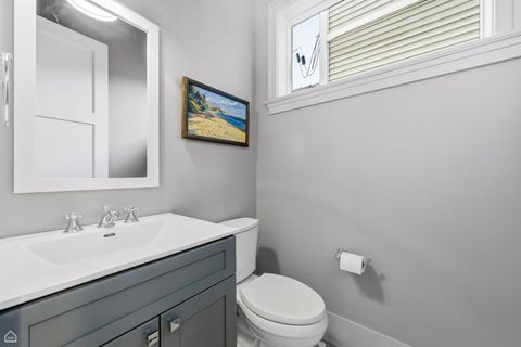 Tiny photo for 3342 N Ravenswood Avenue, Chicago, IL 60657 (MLS # 12500250)