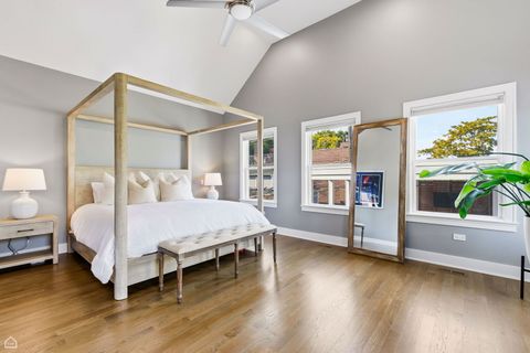 Tiny photo for 3342 N Ravenswood Avenue, Chicago, IL 60657 (MLS # 12500250)