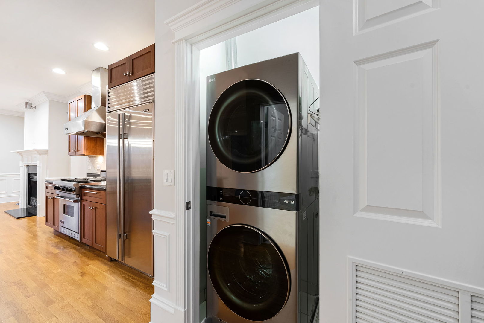 2222 W Belmont Avenue 303