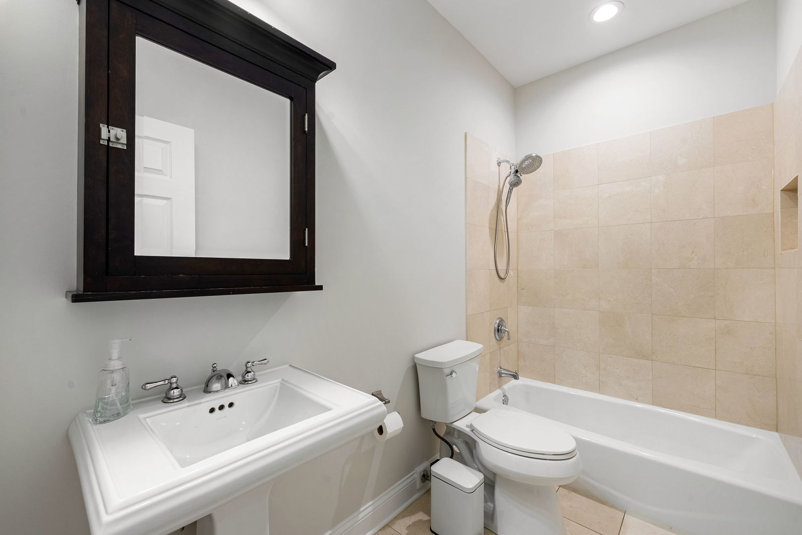 2222 W Belmont Avenue 303