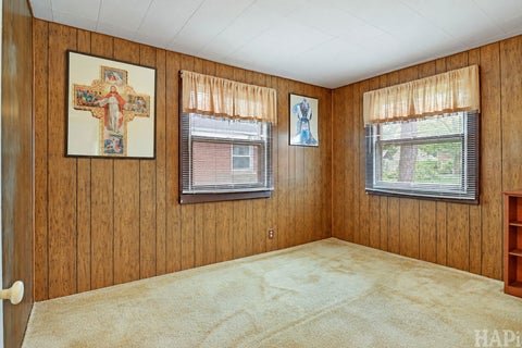 Tiny photo for 609 Glendale Road, Glenview, IL 60025 (MLS # 12767539)
