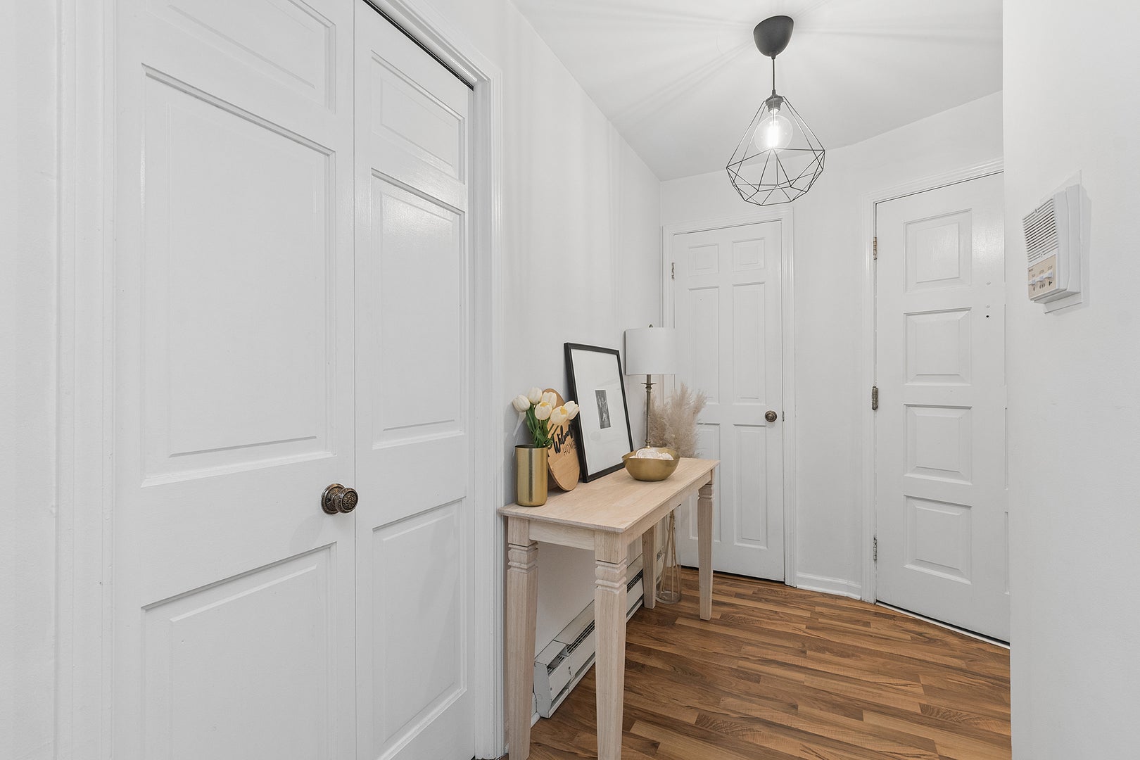 10406 S Pulaski Road 201
