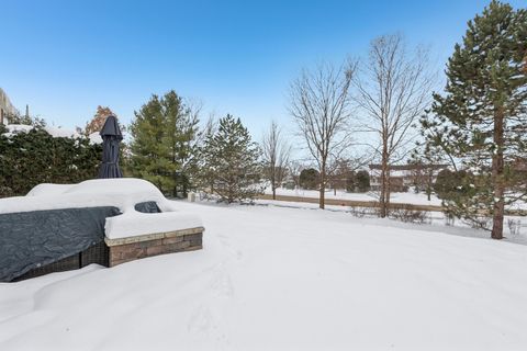 Tiny photo for 171 Birch Lane, St. Charles, IL 60175 (MLS # 12530340)