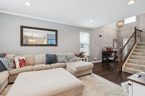 Tiny photo for 171 Birch Lane, St. Charles, IL 60175 (MLS # 12530340)