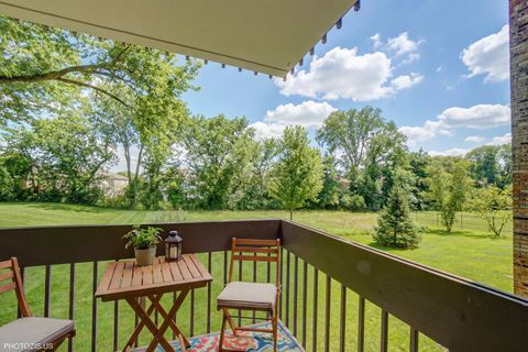 Tiny photo for 1621 Mission Hills Road #108, Northbrook, IL 60062 (MLS # 12551999)