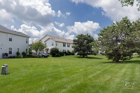 Tiny photo for 2477 Frost Drive #2477, Aurora, IL 60503 (MLS # 12724832)