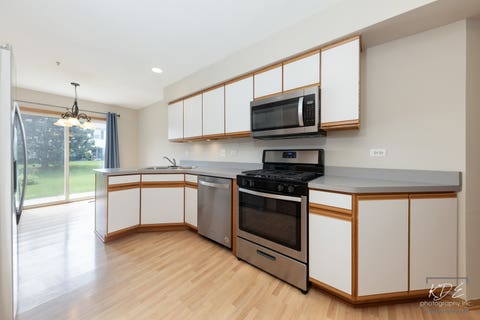Tiny photo for 2477 Frost Drive #2477, Aurora, IL 60503 (MLS # 12724832)