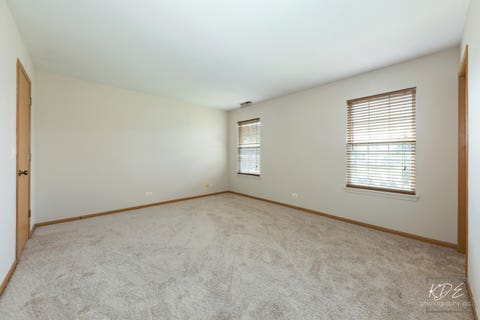 Tiny photo for 2477 Frost Drive #2477, Aurora, IL 60503 (MLS # 12724832)