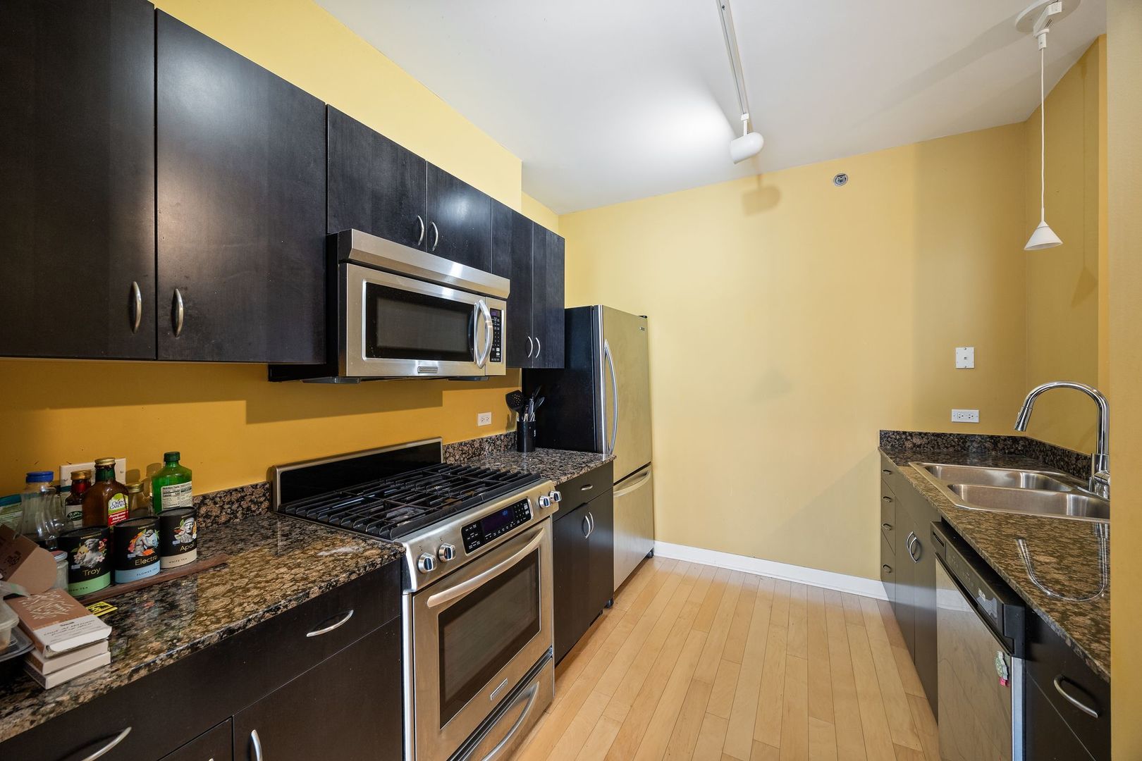 8 E Randolph Street 1803