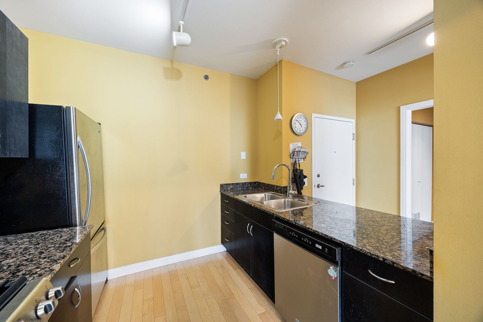 8 E Randolph Street 1803