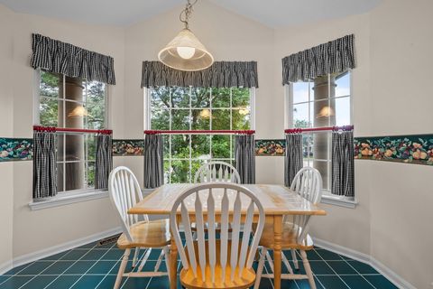 Tiny photo for 6121 Brookstone Place, Gurnee, IL 60031 (MLS # 12424613)