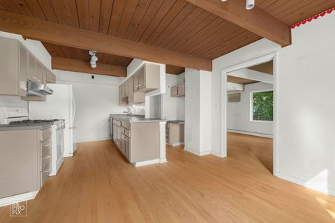 Tiny photo for 553 Barton Avenue, Evanston, IL 60202 (MLS # 12474953)