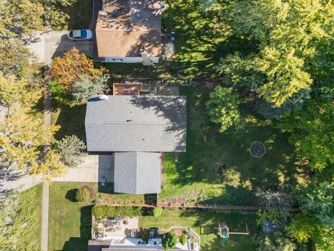 Tiny photo for 713 Ridgeview Street, Downers Grove, IL 60516 (MLS # 12503897)