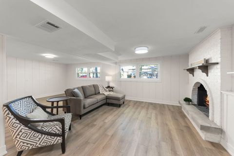 Tiny photo for 713 Ridgeview Street, Downers Grove, IL 60516 (MLS # 12503897)