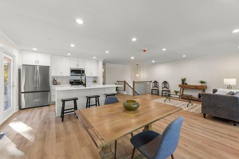 Tiny photo for 713 Ridgeview Street, Downers Grove, IL 60516 (MLS # 12503897)