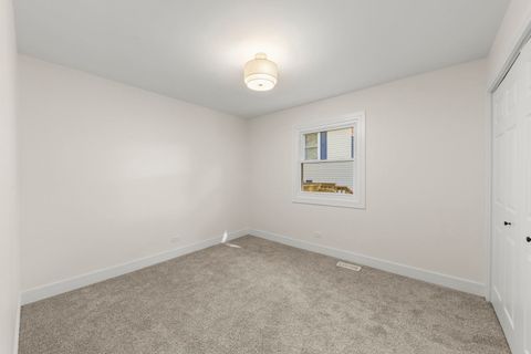 Tiny photo for 713 Ridgeview Street, Downers Grove, IL 60516 (MLS # 12503897)