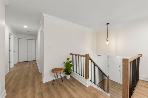 Tiny photo for 713 Ridgeview Street, Downers Grove, IL 60516 (MLS # 12503897)