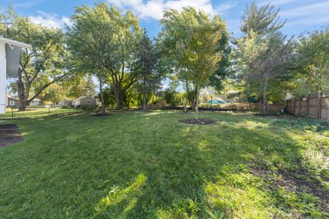 Tiny photo for 713 Ridgeview Street, Downers Grove, IL 60516 (MLS # 12503897)