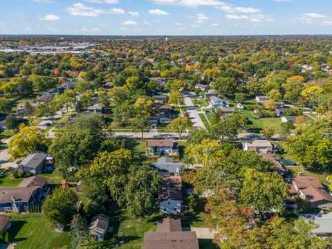 Tiny photo for 713 Ridgeview Street, Downers Grove, IL 60516 (MLS # 12503897)