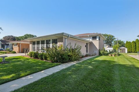 Tiny photo for 9314 Menard Avenue, Morton Grove, IL 60053 (MLS # 12489909)