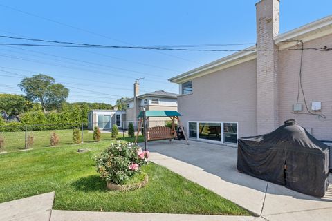 Tiny photo for 9314 Menard Avenue, Morton Grove, IL 60053 (MLS # 12489909)