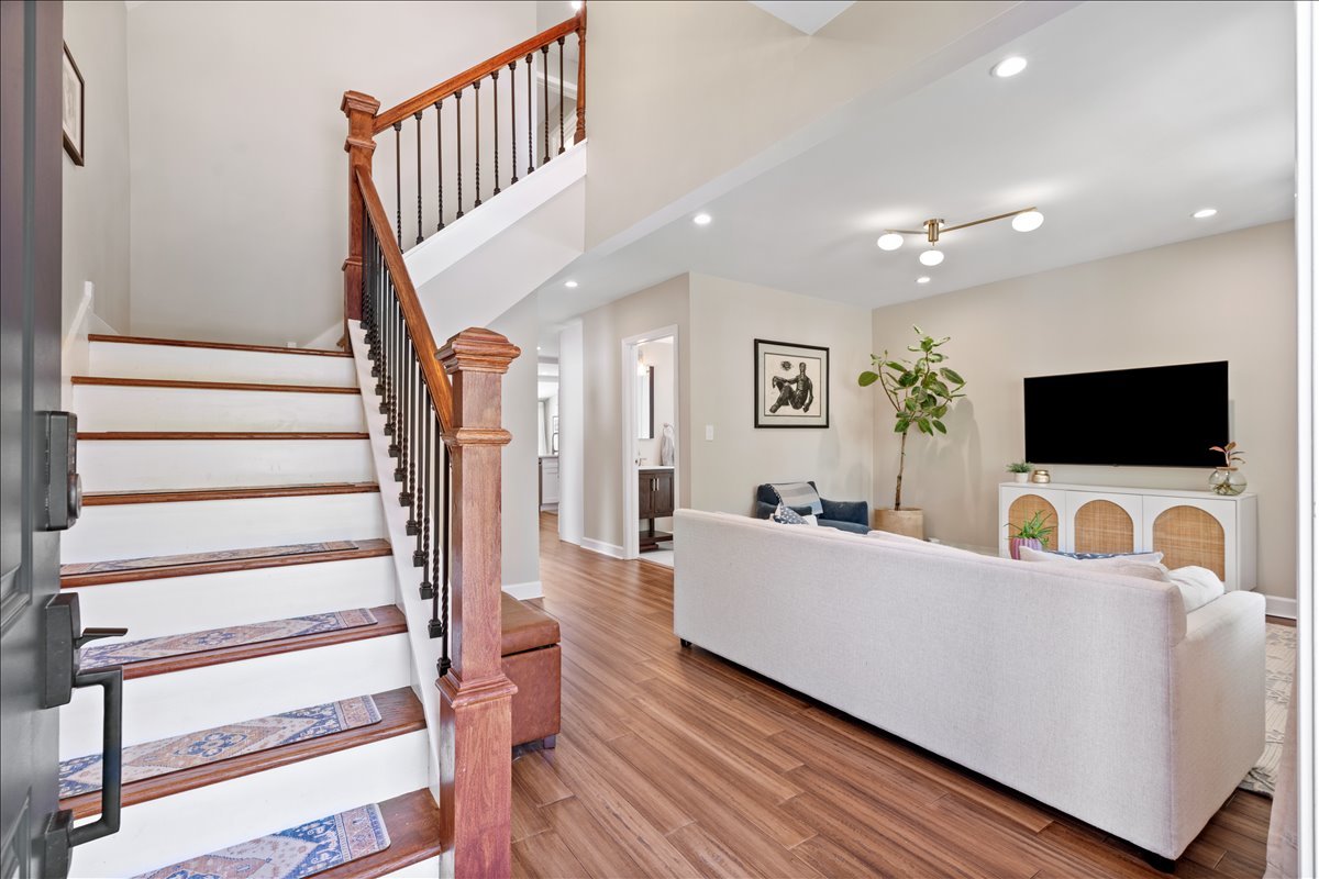 3261 N Central Park Avenue