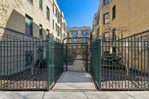 7035 N Sheridan Road G Chicago IL 60626