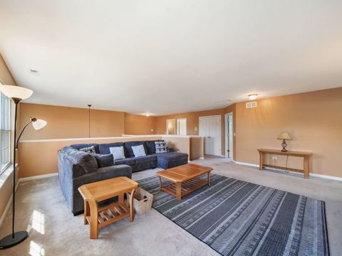 Tiny photo for 257 Hanburg Lane, Bolingbrook, IL 60440 (MLS # 12501199)