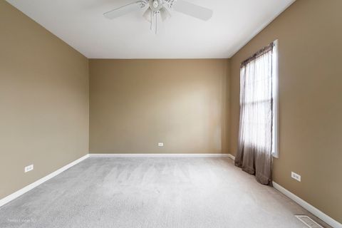 Tiny photo for 852 Sunrise Drive, South Elgin, IL 60177 (MLS # 12454207)