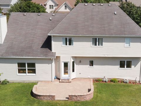 Tiny photo for 852 Sunrise Drive, South Elgin, IL 60177 (MLS # 12454207)