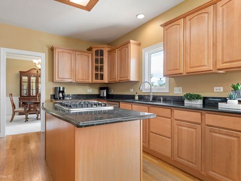 Tiny photo for 852 Sunrise Drive, South Elgin, IL 60177 (MLS # 12454207)