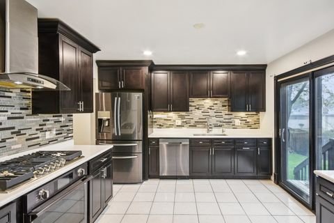 Tiny photo for 941 W Army Trail Boulevard, Addison, IL 60101 (MLS # 12619990)