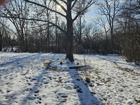 Tiny photo for 26890 N Longwood Road, Lake Forest, IL 60045 (MLS # 12533203)
