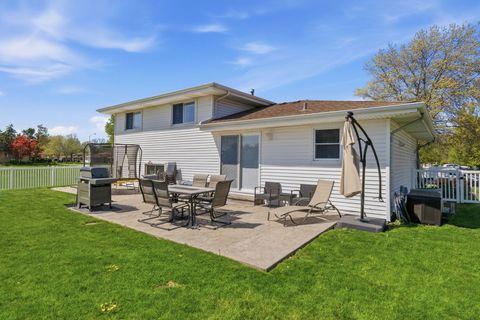 Tiny photo for Tinley Park, IL 60477 (MLS # 12648286)